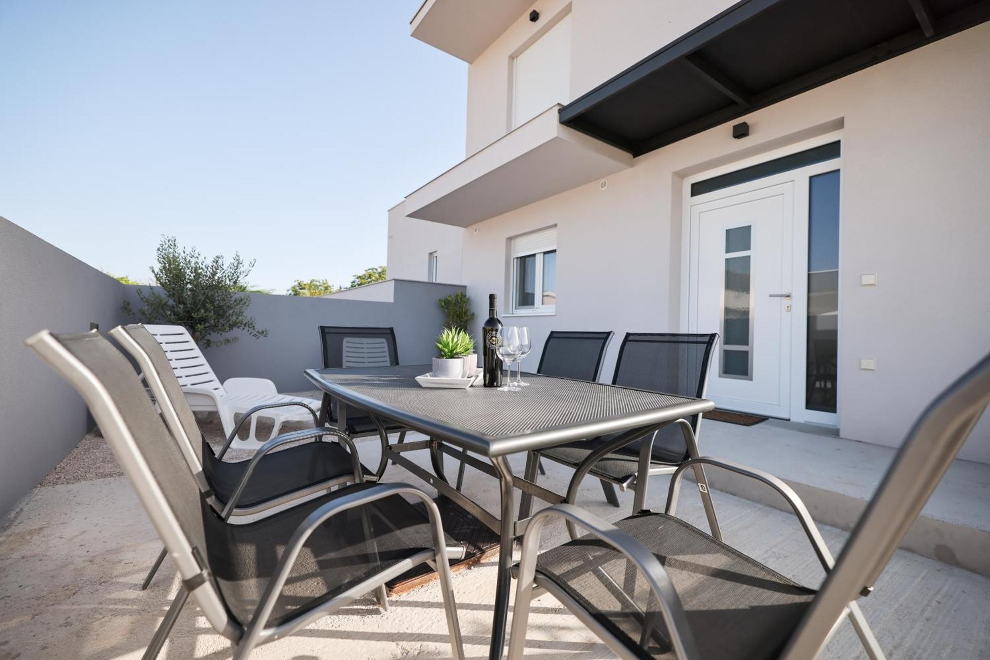 Duo Soles - Apartments With Private Parking Near Zadar Murvica  Exterior foto